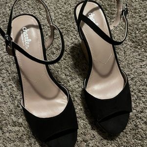 Charles David wedges